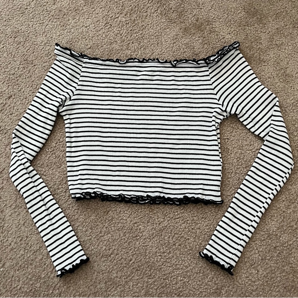 H&M Long Sleeve Shirt Off-The-Shoulder